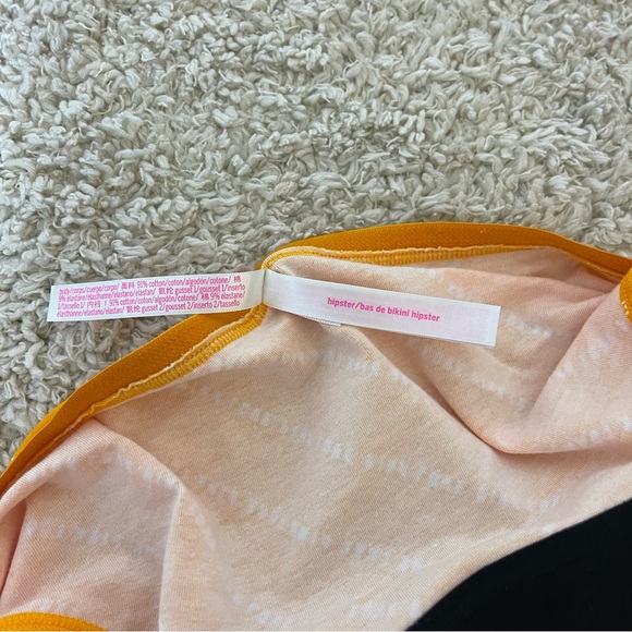 PINK Victoria's Secret Period Panty - Picture 7 of 9